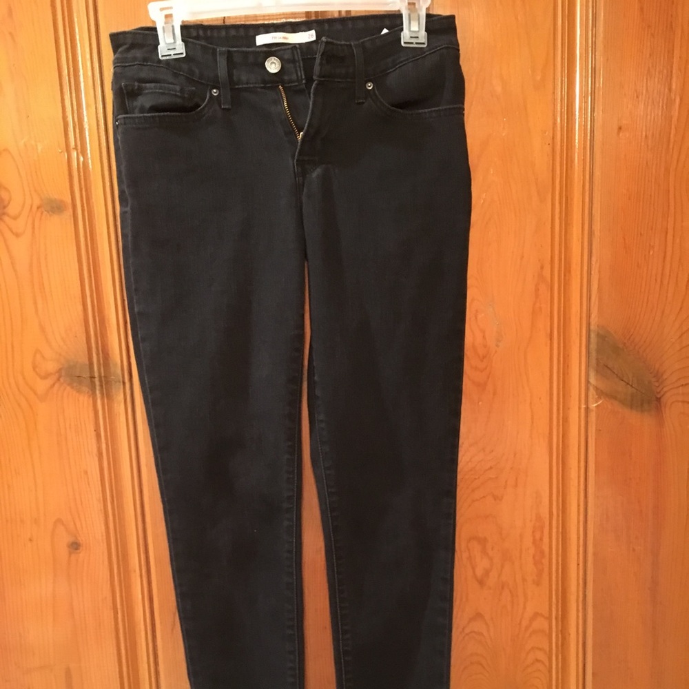 Levi’s 711 Skinny size 28